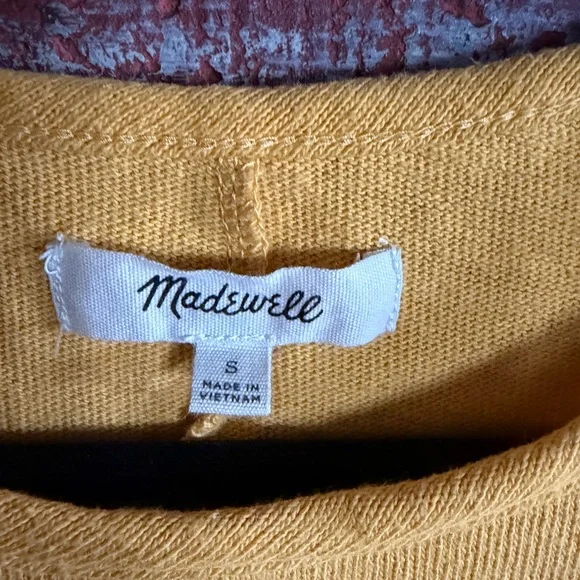 Madewell Mustard Yellow Flutter Sleeve Knit Top Textured Tee Casual Size S - Picture 2 of 3